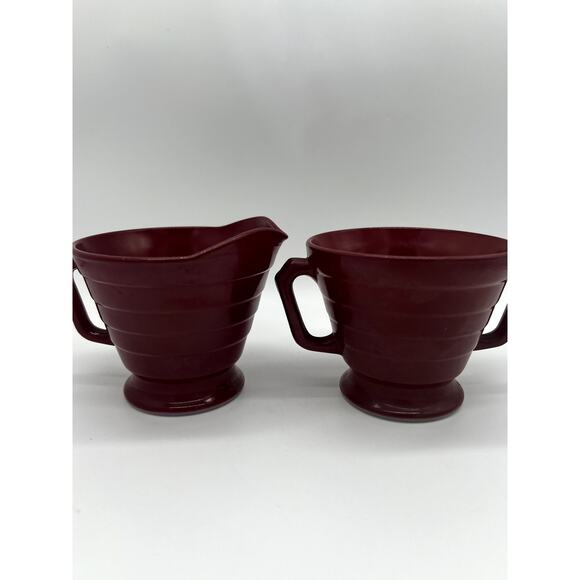 Hazel Atlas Moderntone Burgundy Red Footed Creamer & Sugar Set Vertical Ribbing - Picture 2 of 14